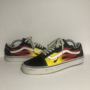 OLD SKOOL FLAMES VANS